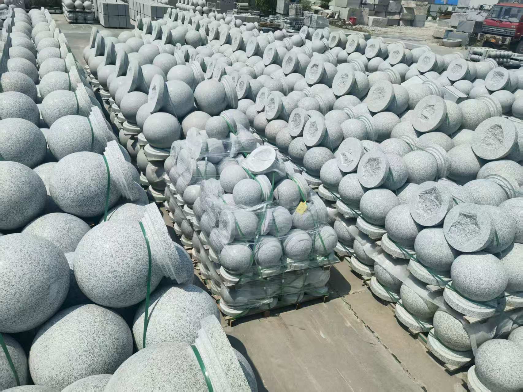 宜宾 花岗岩实心圆球，石球，挡车球，挡车石，车止石，路障石。