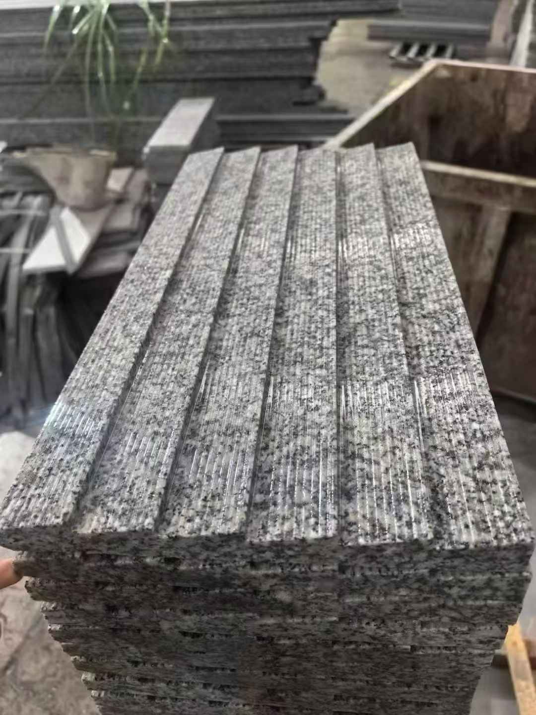 宜宾 狼牙石