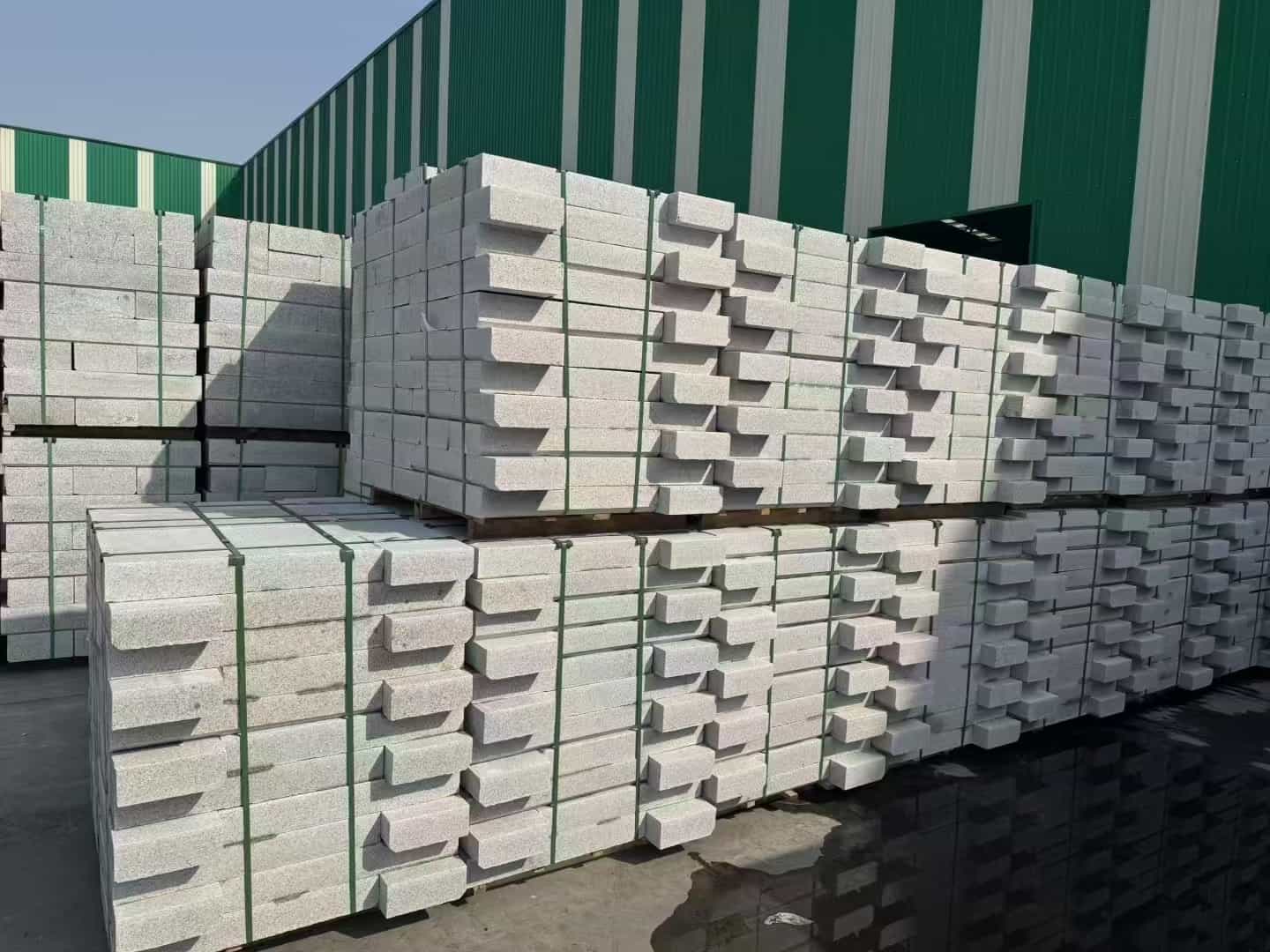 宜宾芝麻白路沿石