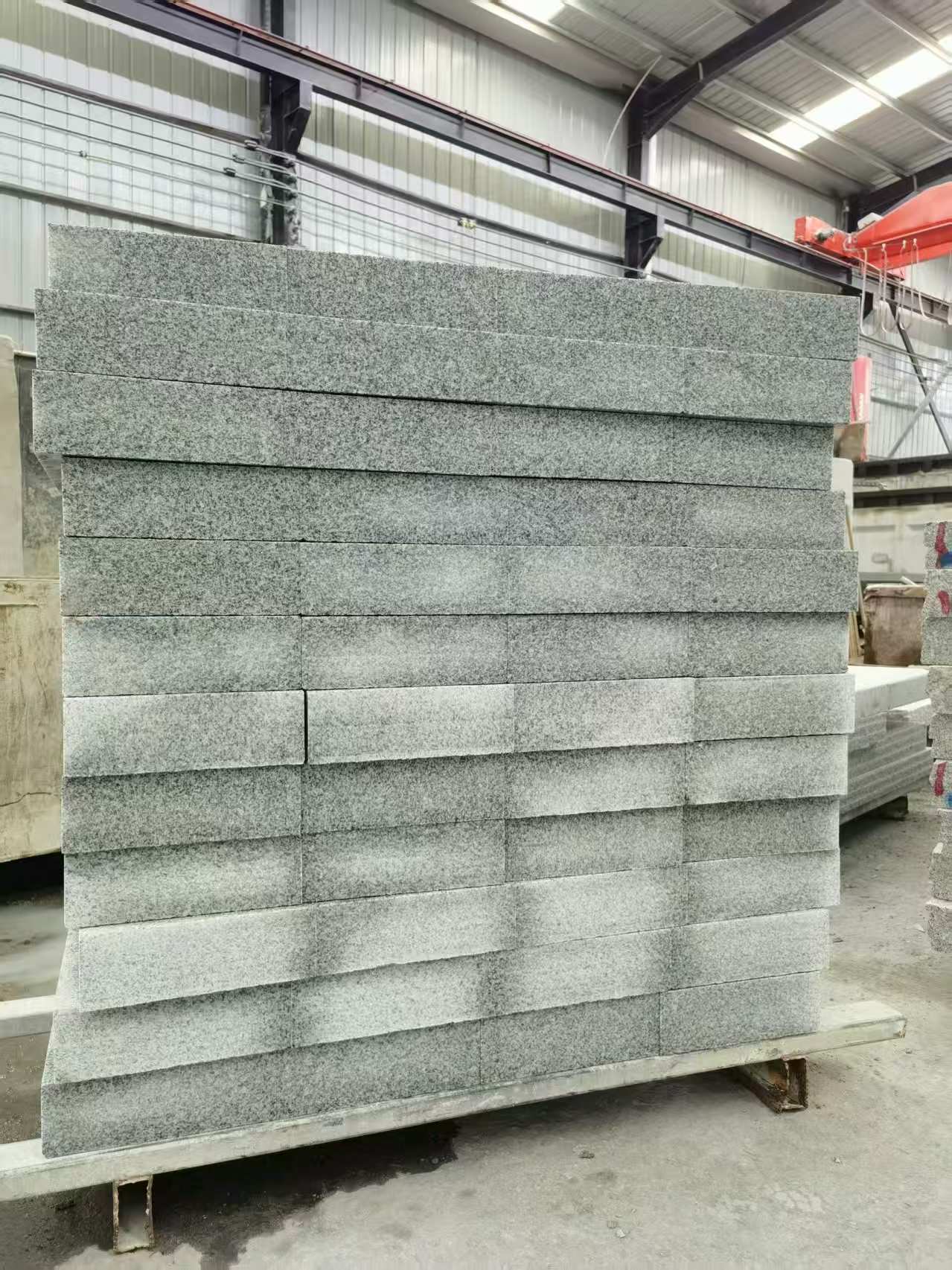 宜宾 芝麻白10公分300*600广场地铺，A料定制，尺寸标准，厚薄均匀