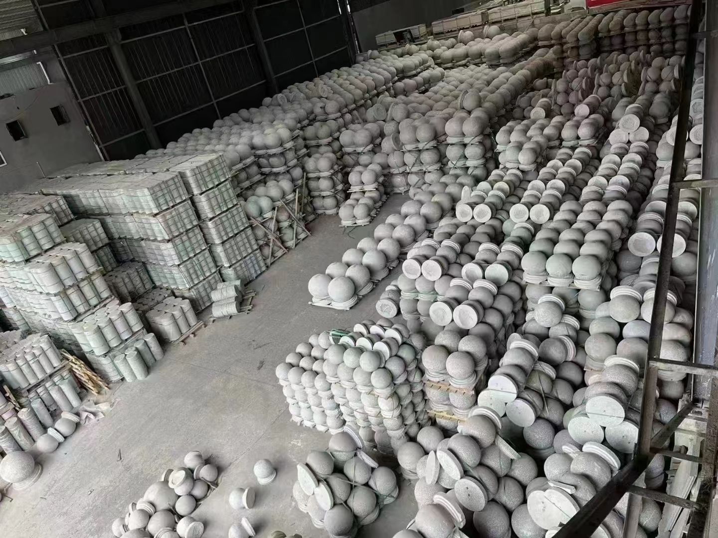 宜宾 芝麻白挡车柱